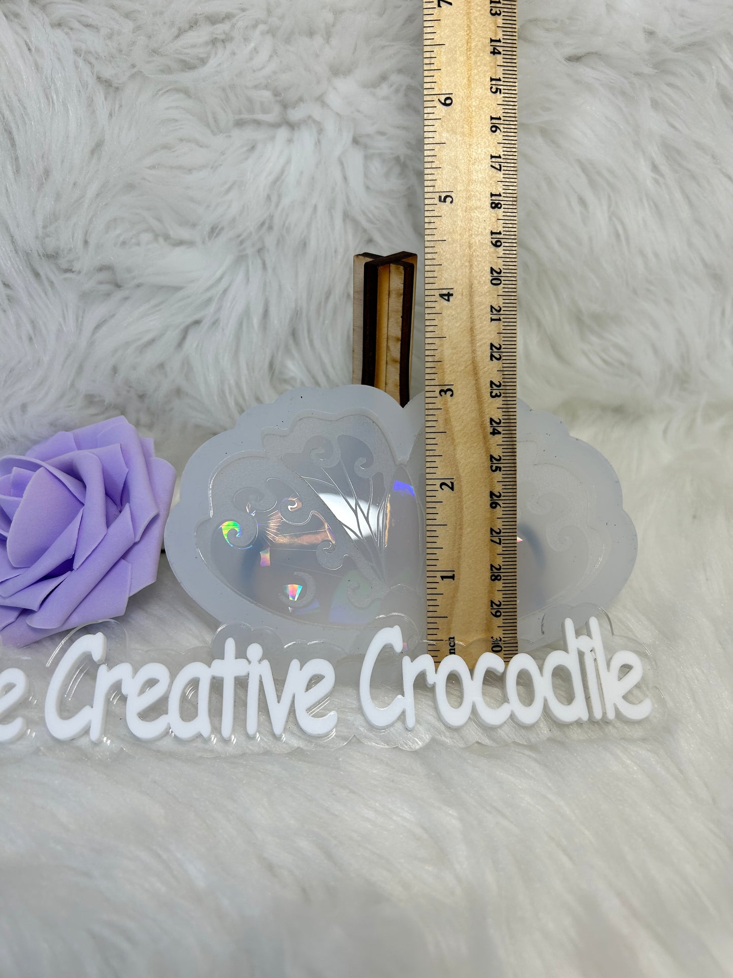 Holographic moth mold