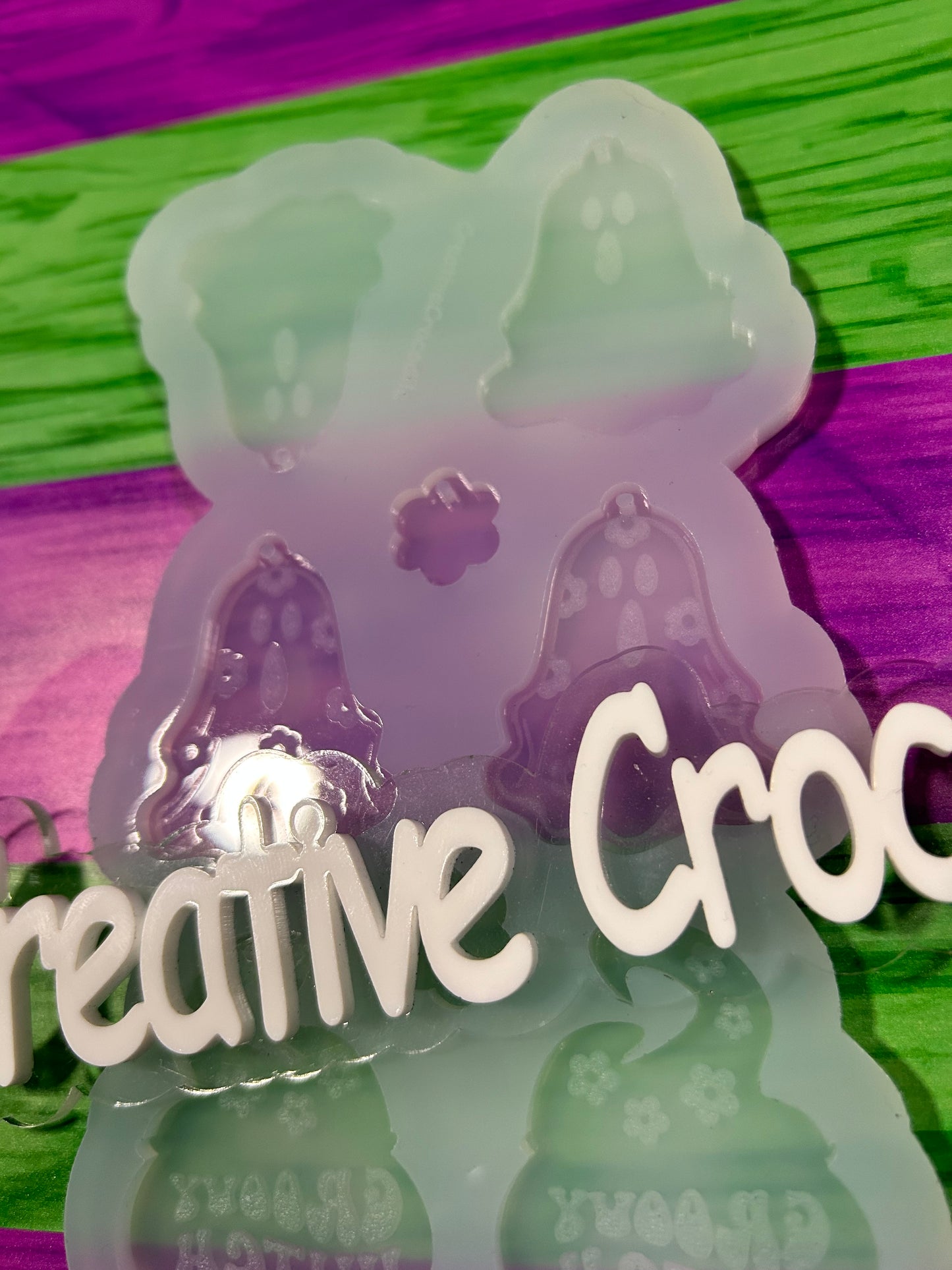Groovy ghost earring mold
