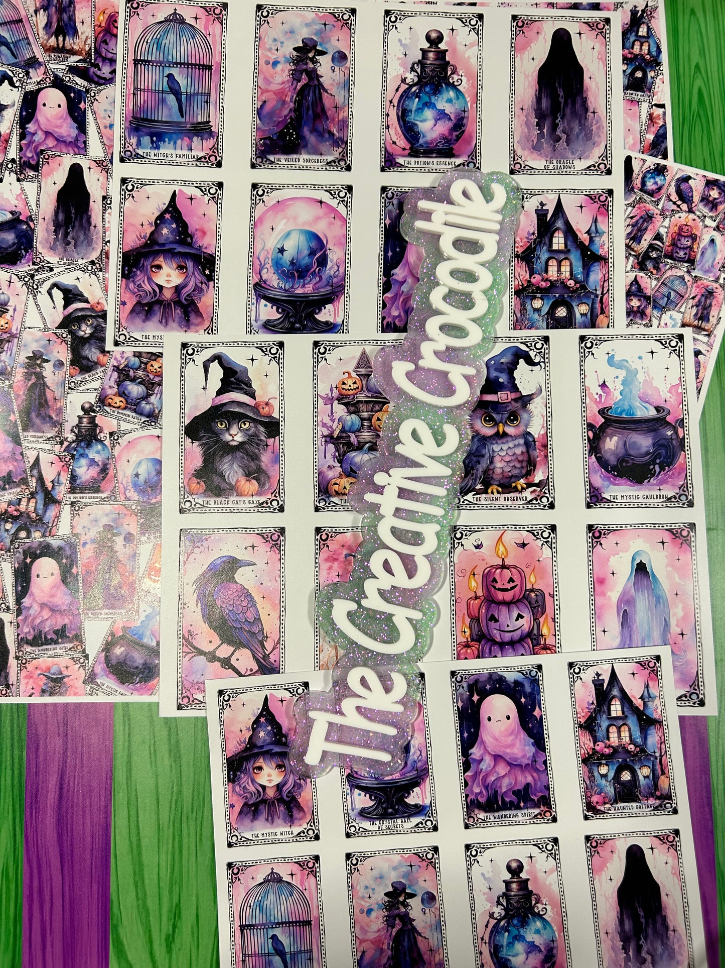 Purple and pink Tarot