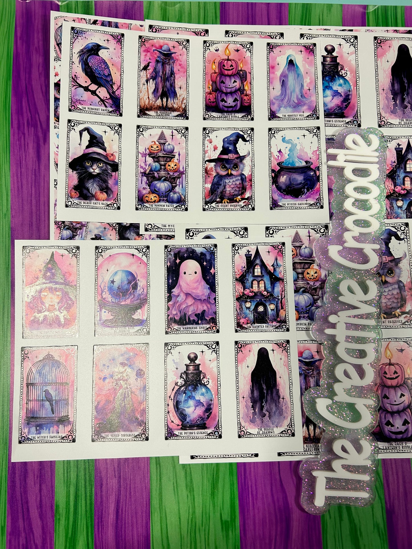 Purple and pink Tarot