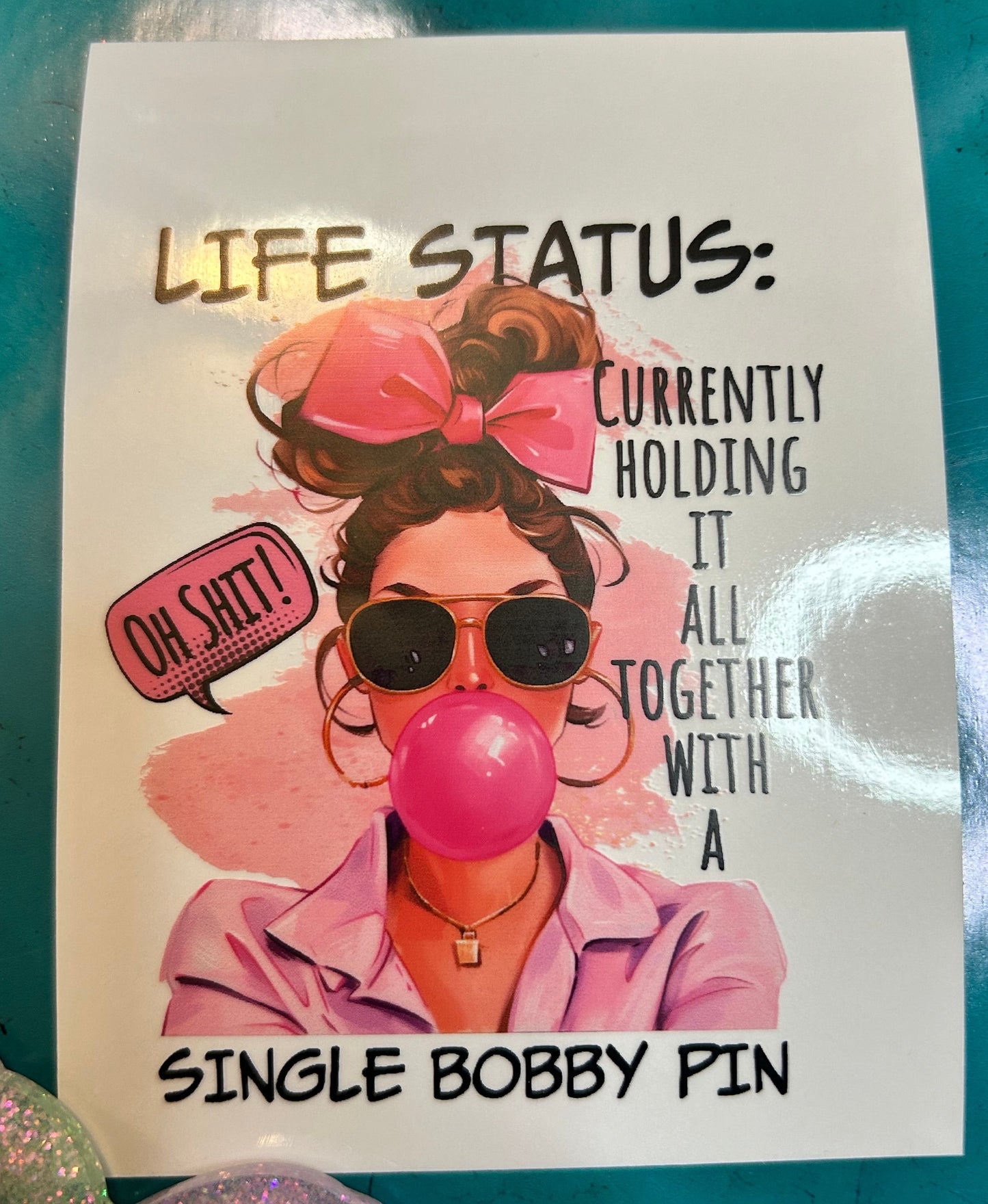 Life status Single bobby pin