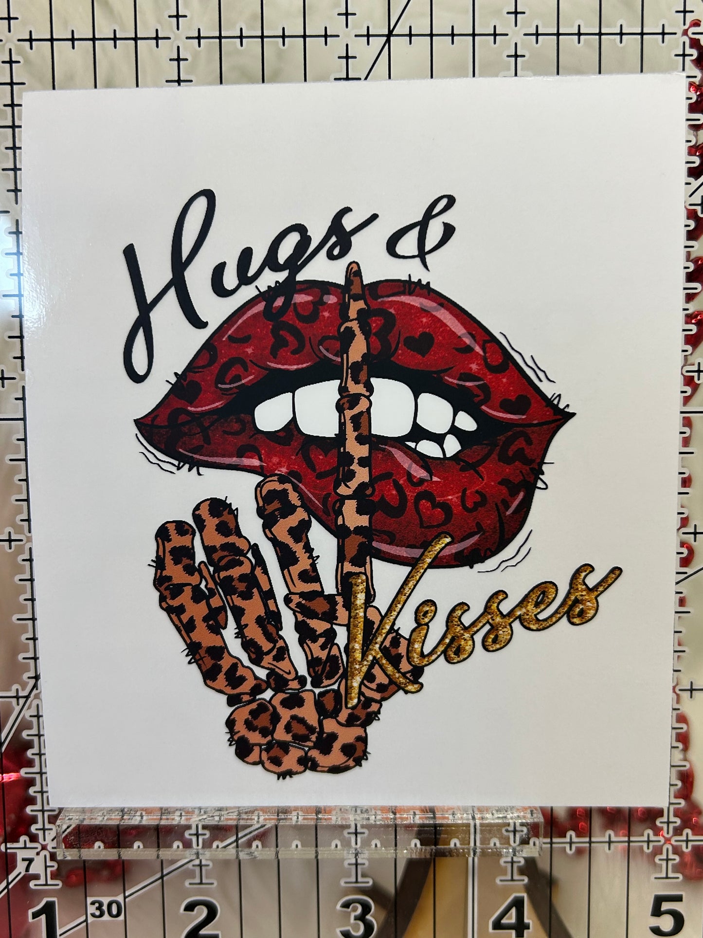 Hugs and Kisses Skelly