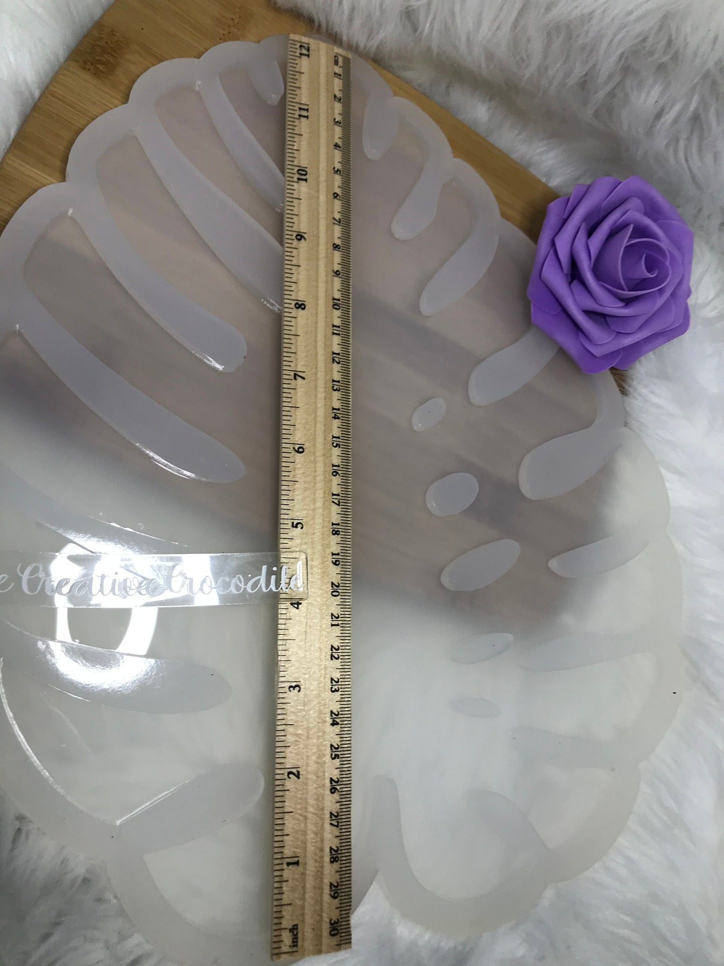 Large Monstera leaf mold