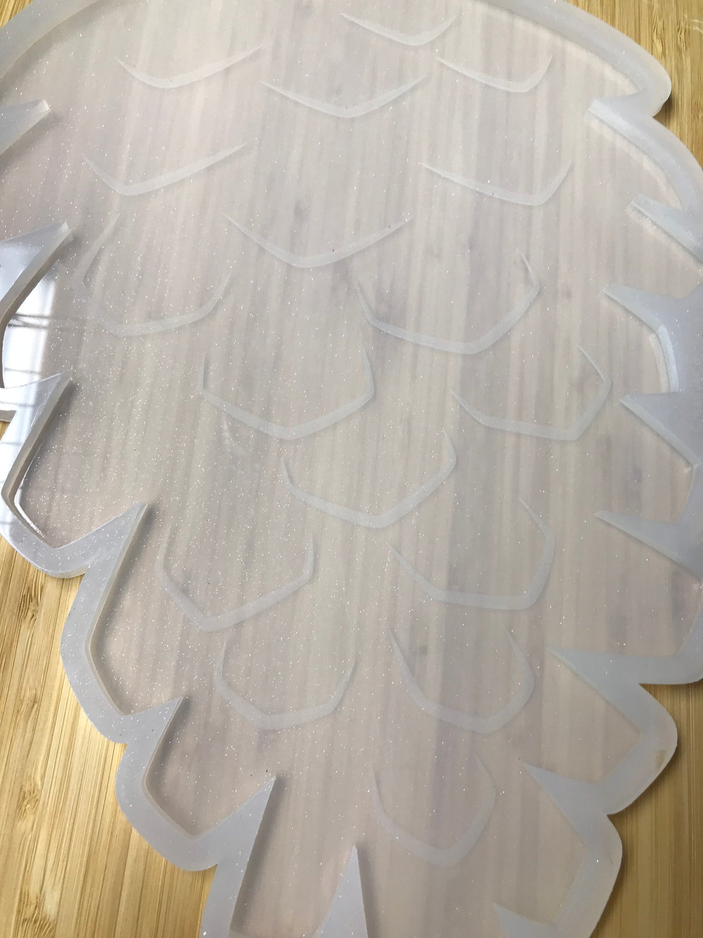 Large pinecone Mold