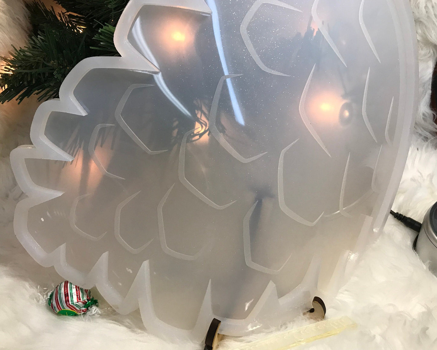 Large pinecone Mold