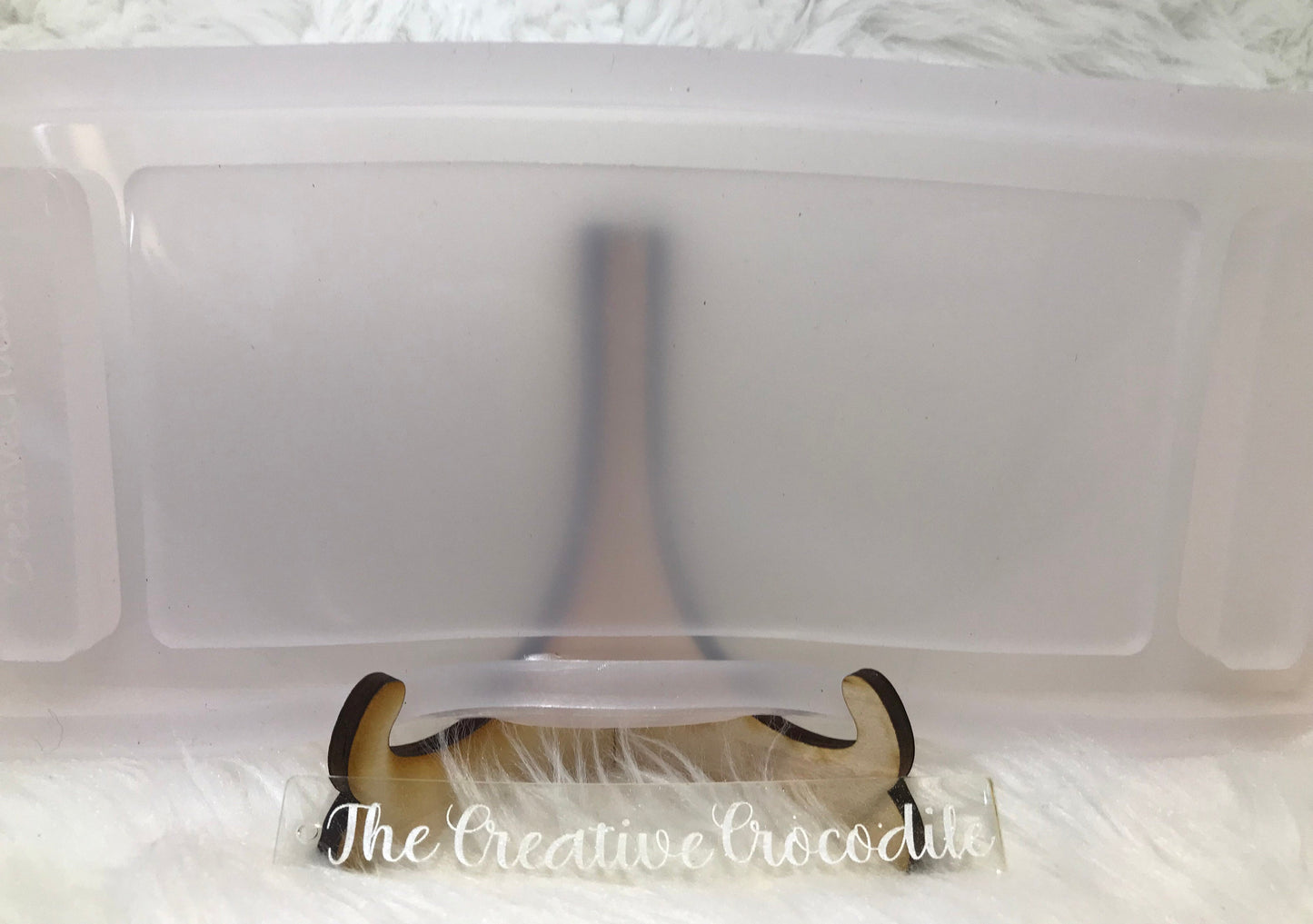 Tray with handles mold