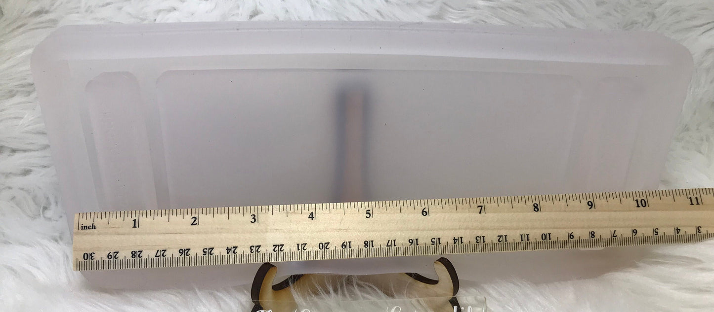 Tray with handles mold